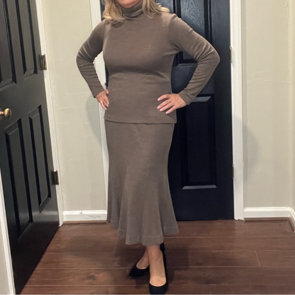 Worth Sweater and Matching Skirt, Sweater Size 8, Skirt Size 6